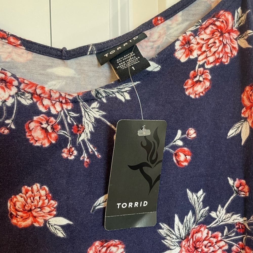 Torrid Floral Tank Top - Picture 8 of 10